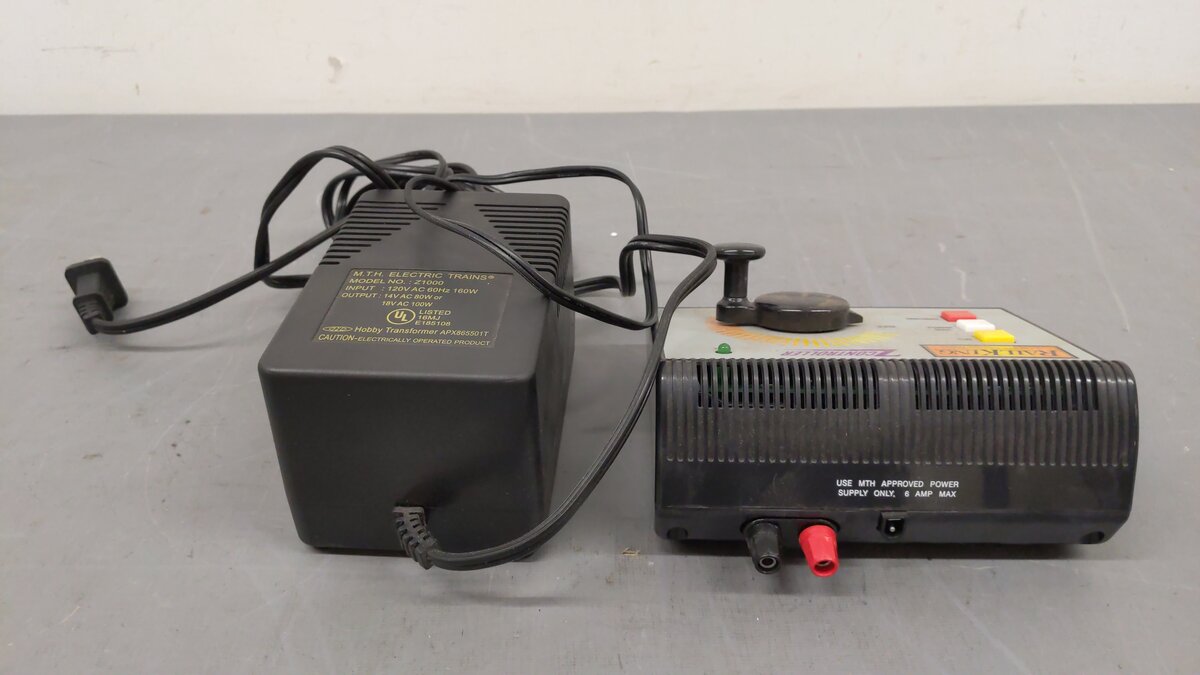 MTH 40-1000 O Z-1000 Hobby Transformer & Controller EX/Box