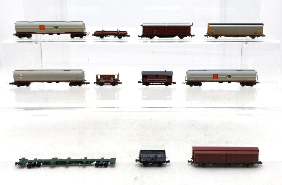 Graham Farish & Other N Scale Assorted Freight Cars [11] EX