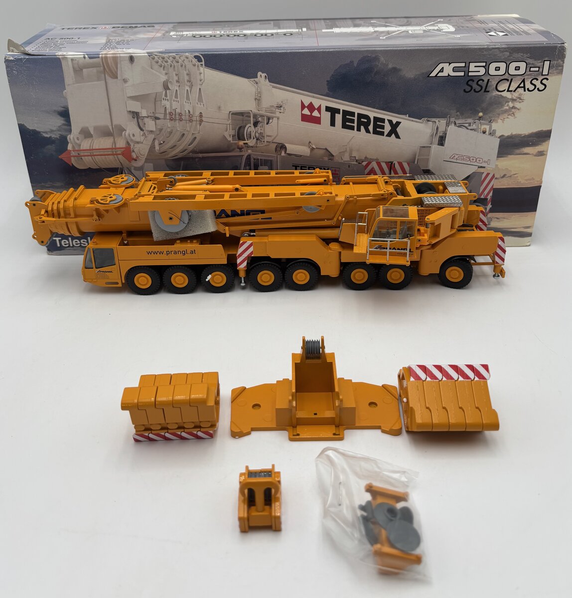 Conrad 2098/0 1:50 AC500-1 SSL Class Telescopic Crane LN/Box