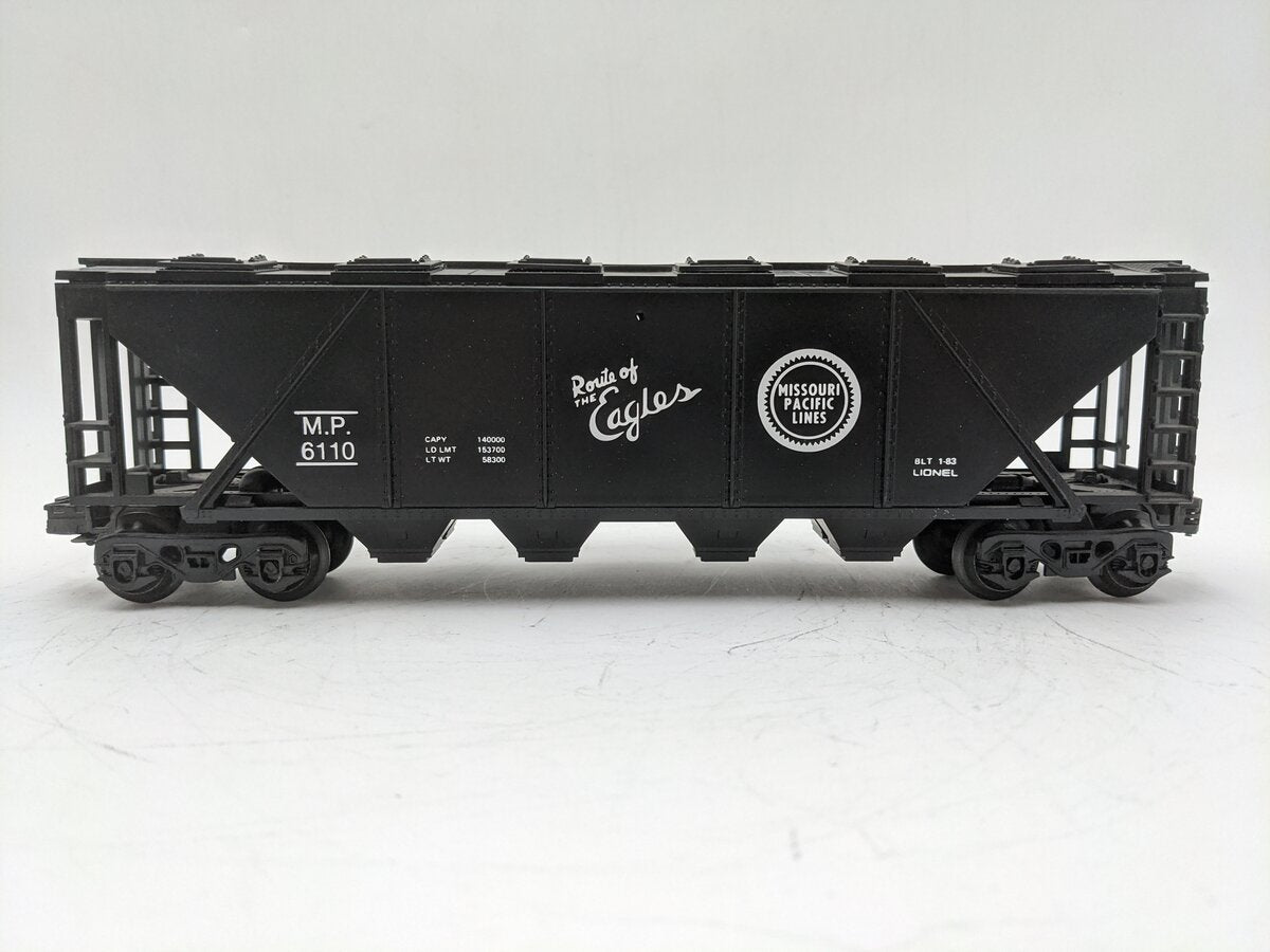 Lionel 6-6110 O Gauge Missouri Pacific 4-Bay Covered Hopper EX/Box