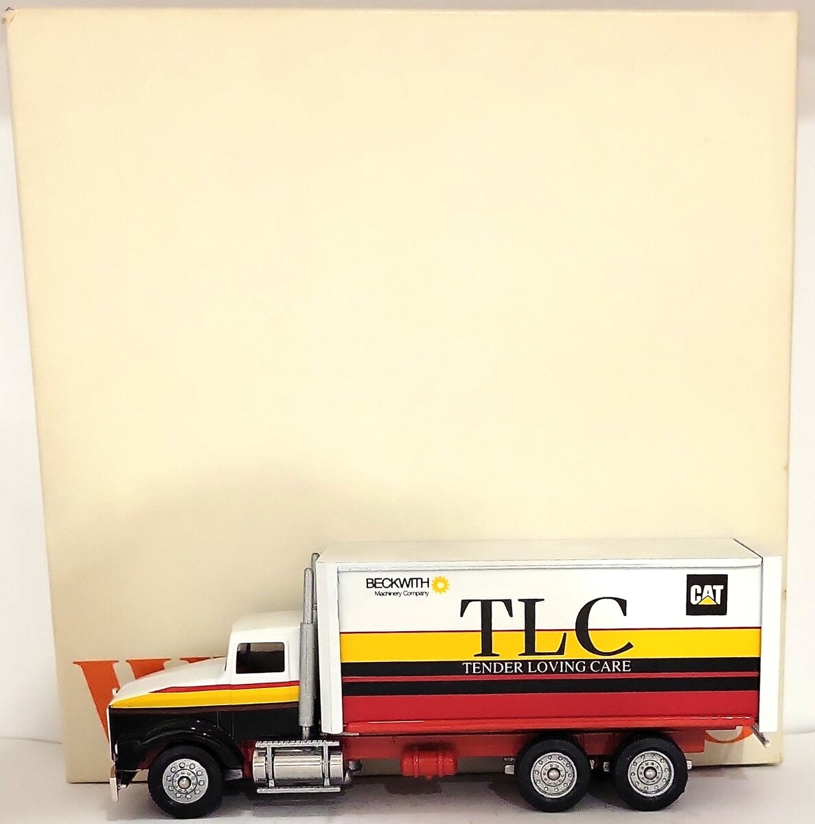 Winross 1:64 Cat Box Delivery Truck TLC Tender Loving Care Beckwith Machinery LN/Box