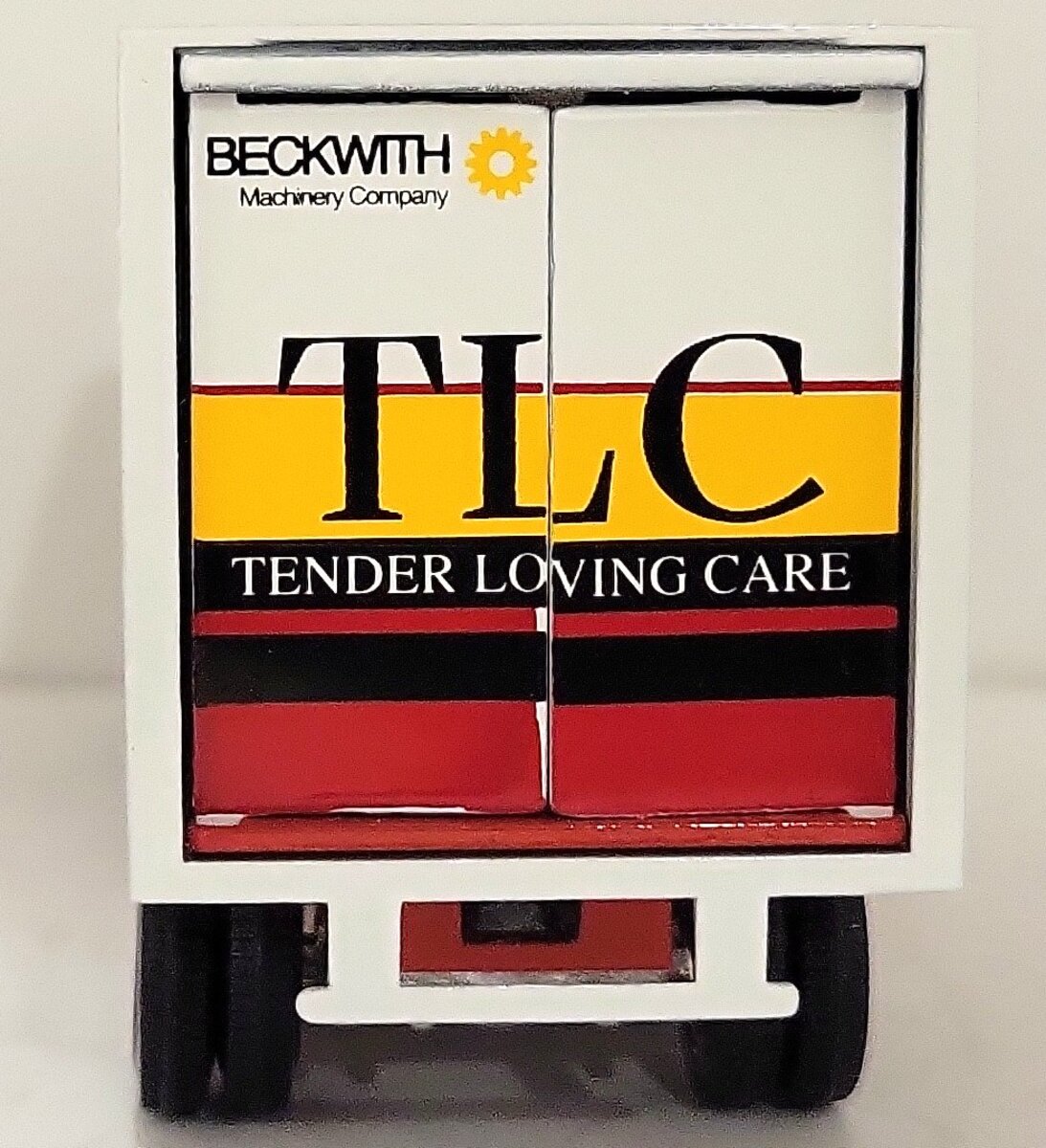 Winross 1:64 Cat Box Delivery Truck TLC Tender Loving Care Beckwith Machinery LN/Box
