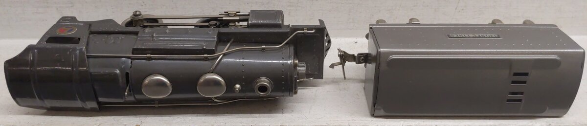 Lionel 259E Vintage O Gray 2-4-2 Streamlined Steam Locomotive & Tender
