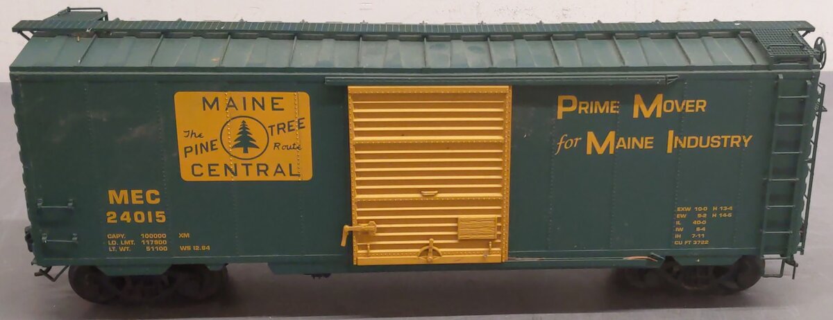 USA Trains R192253 G MEC 40' PS-1 Steel Box Car with 8' Youngstown Doors #24015