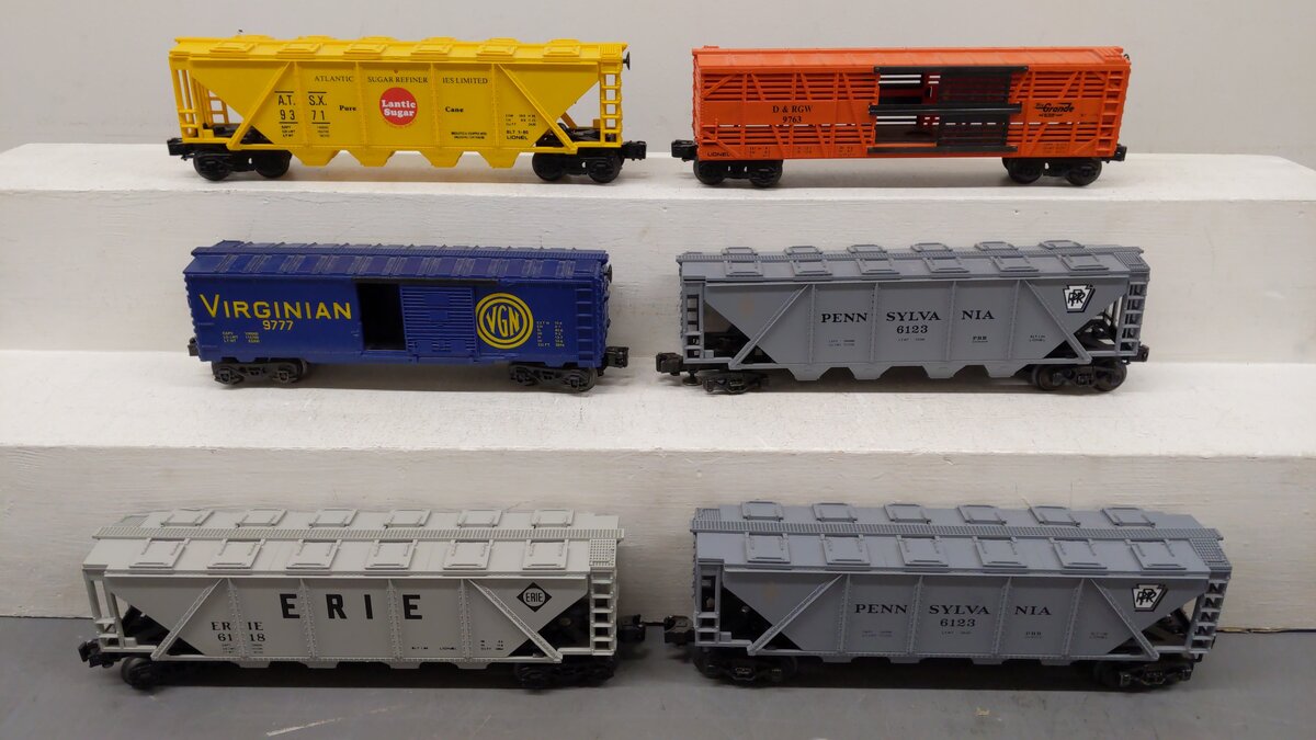Lionel O Assorted Train Cars: 6-9371, 6-6123, 6-6123, 6-9777, 6-9763, 6-6118 [6] VG