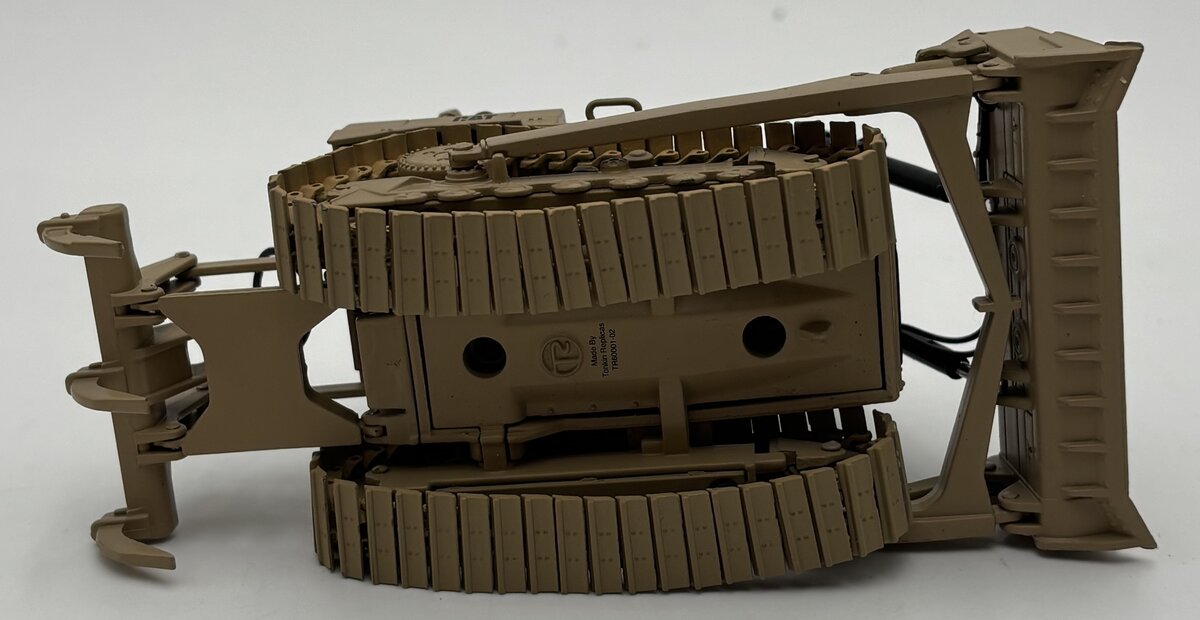 Tonkin TR60001-02 1:50 CAT D7R Track Type Tractor LN/Box