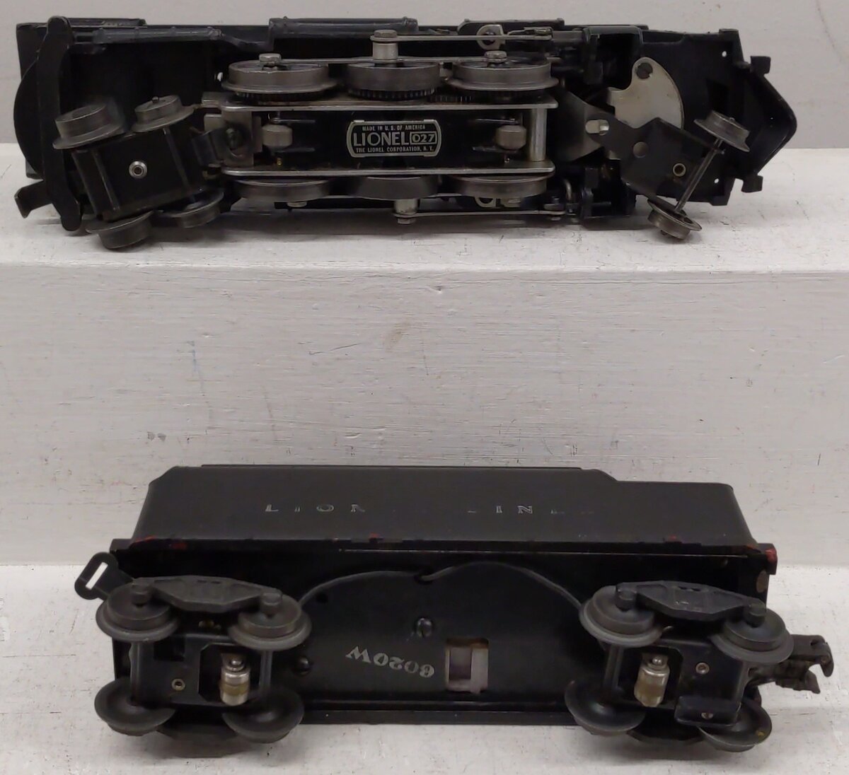 Lionel 2037 Vintage O 2-6-4 Die-Cast Steam Locomotive and 6026W Tender VG