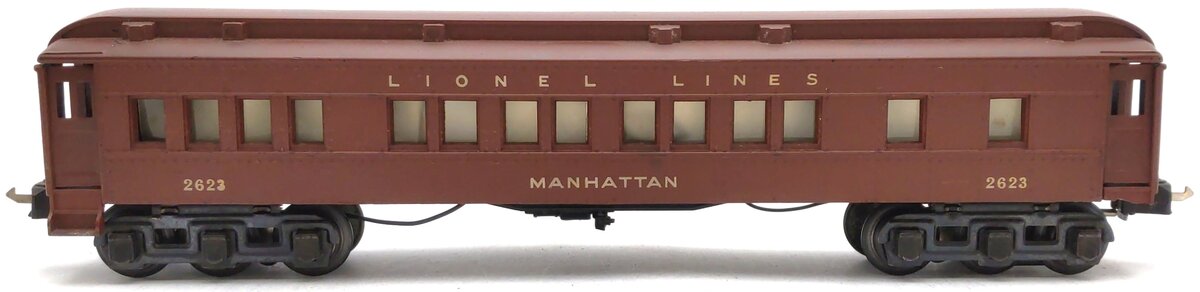 Lionel 2623 Vintage O Lionel Lines Manhattan Passenger Car