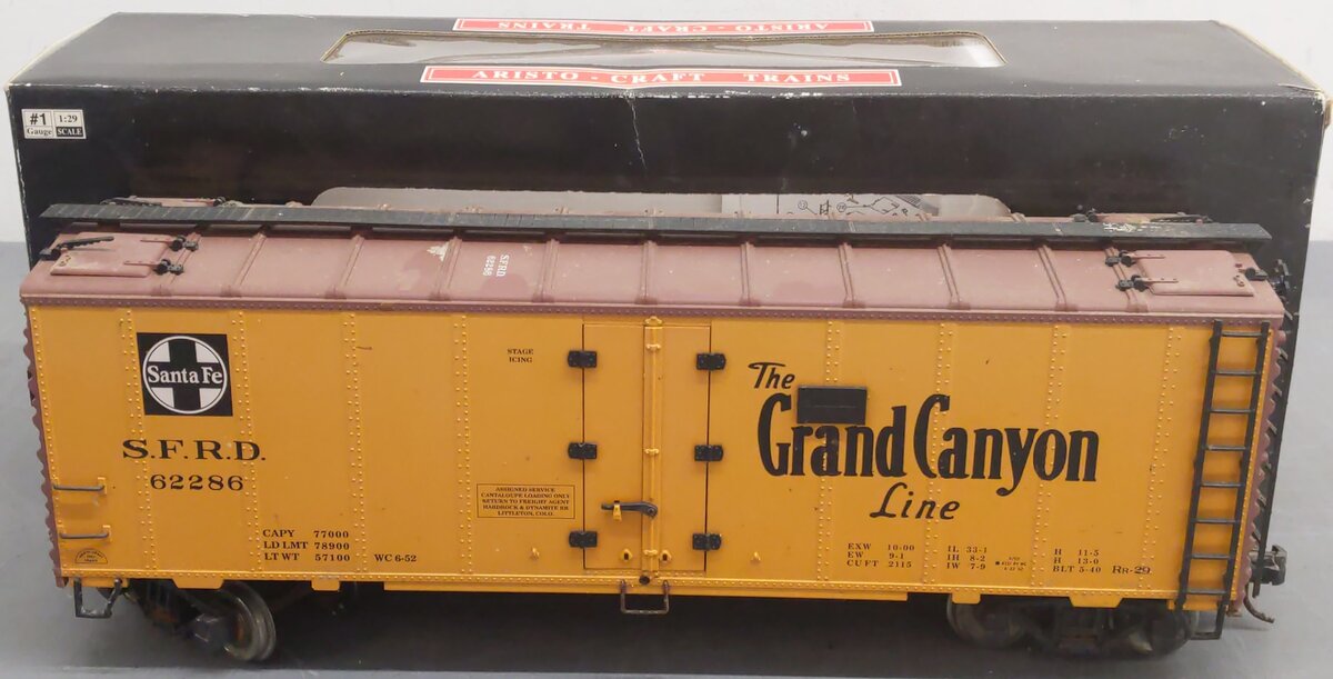 Aristo-Craft 46228-2 G Scale ATSF Grand Canyon Reefer (Metal Wheels)/Box