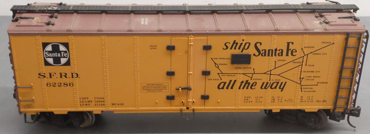 Aristo-Craft 46228-2 G Scale ATSF Grand Canyon Reefer (Metal Wheels)/Box