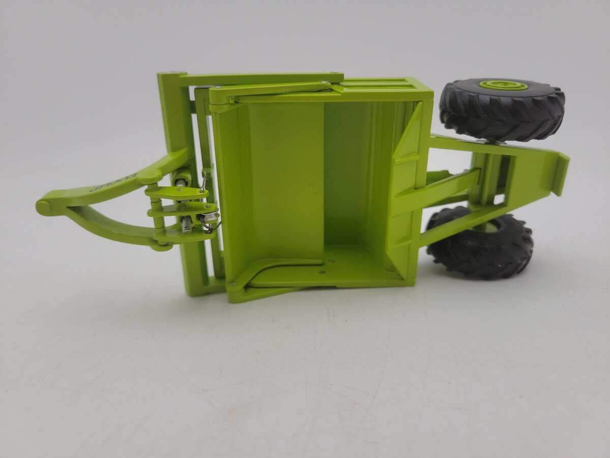 EMD 14TDT 1:50 Scale Vibrant Green JUST Belly Dump EX/Box