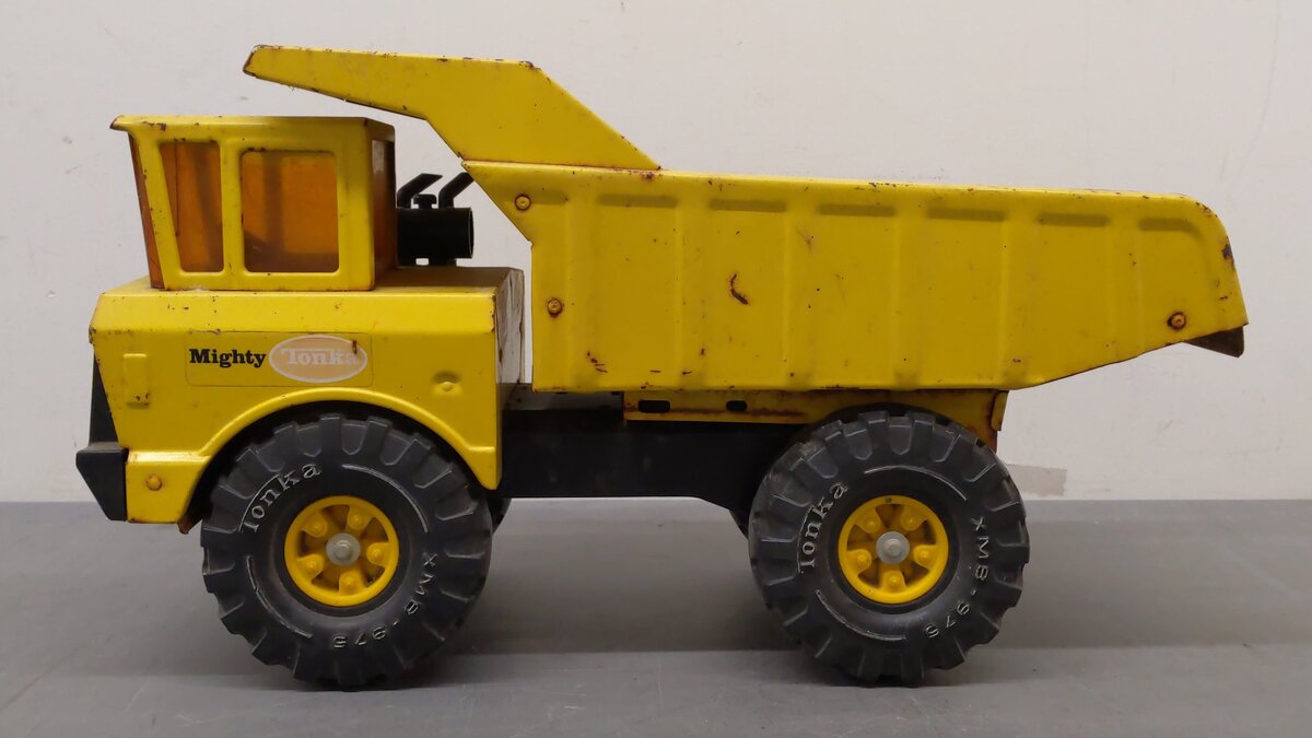 Tonka Vintage Mighty Tonka 19" Pressed Steel Dump Truck VG