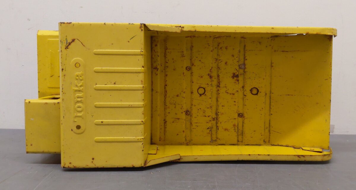 Tonka Vintage Mighty Tonka 19" Pressed Steel Dump Truck VG