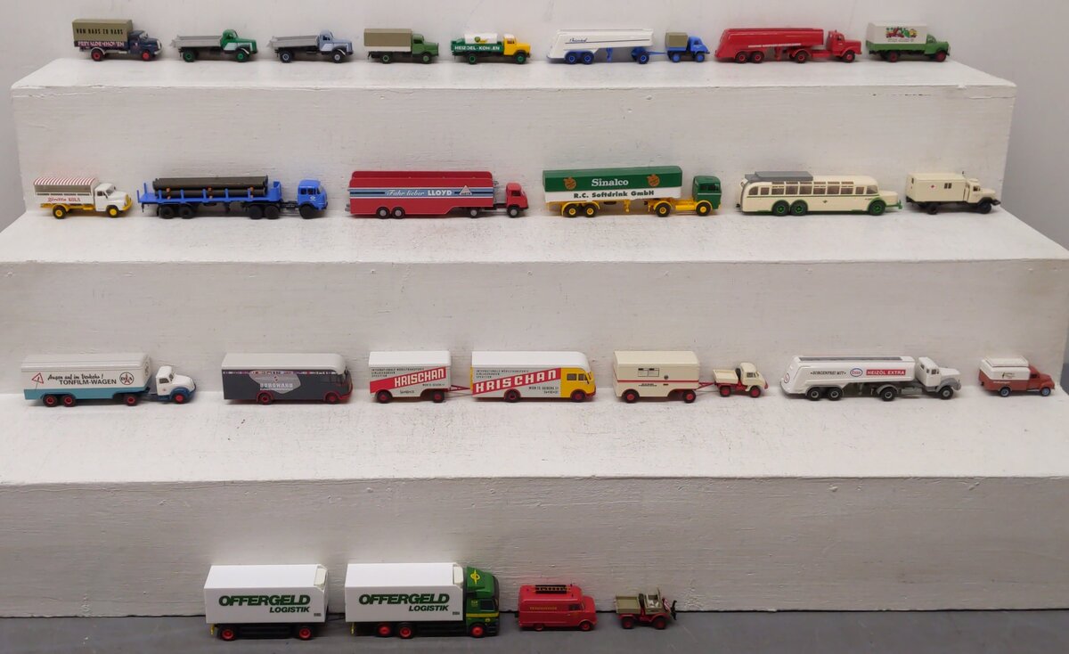 Brekina & Other HO Scale Assorted Layout Vehicles [24] EX