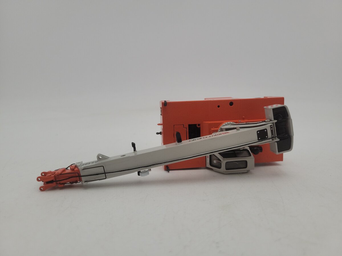 Sword Models SW2017-O 1:50 Scale Orange Shuttlelift 5540F Carrydeck Die Cast EX/Box