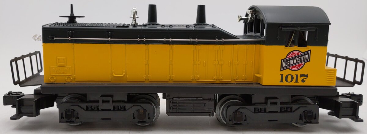 Lionel 6-18921 O Gauge Chicago & North Western NW2 Diesel Switcher #1017 LN/Box