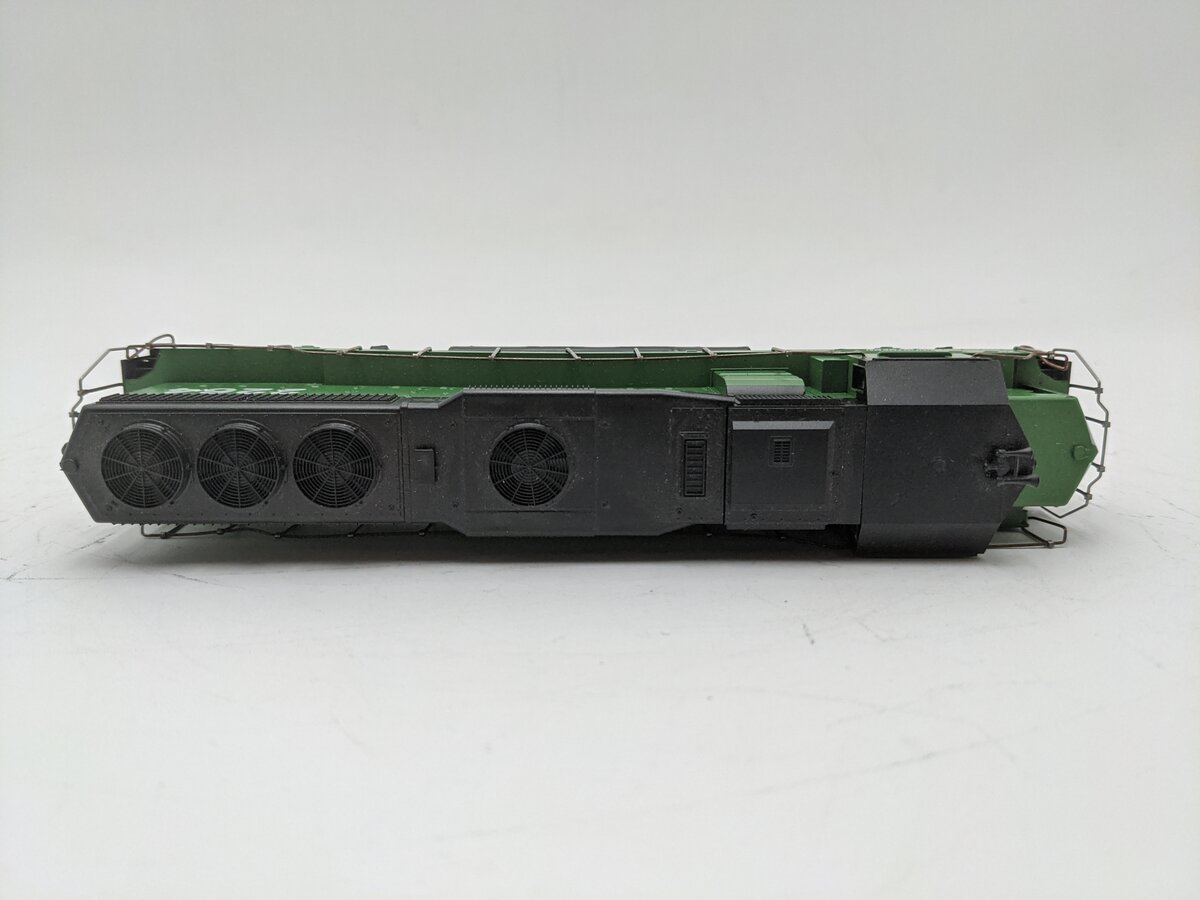 Athearn 4613 HO Burlington Northern GP38-2 PWR Diesel Locomotive #2264 EX