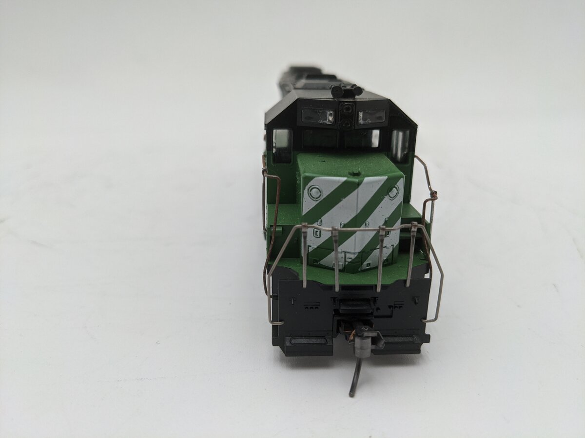 Athearn 4613 HO Burlington Northern GP38-2 PWR Diesel Locomotive #2264 EX
