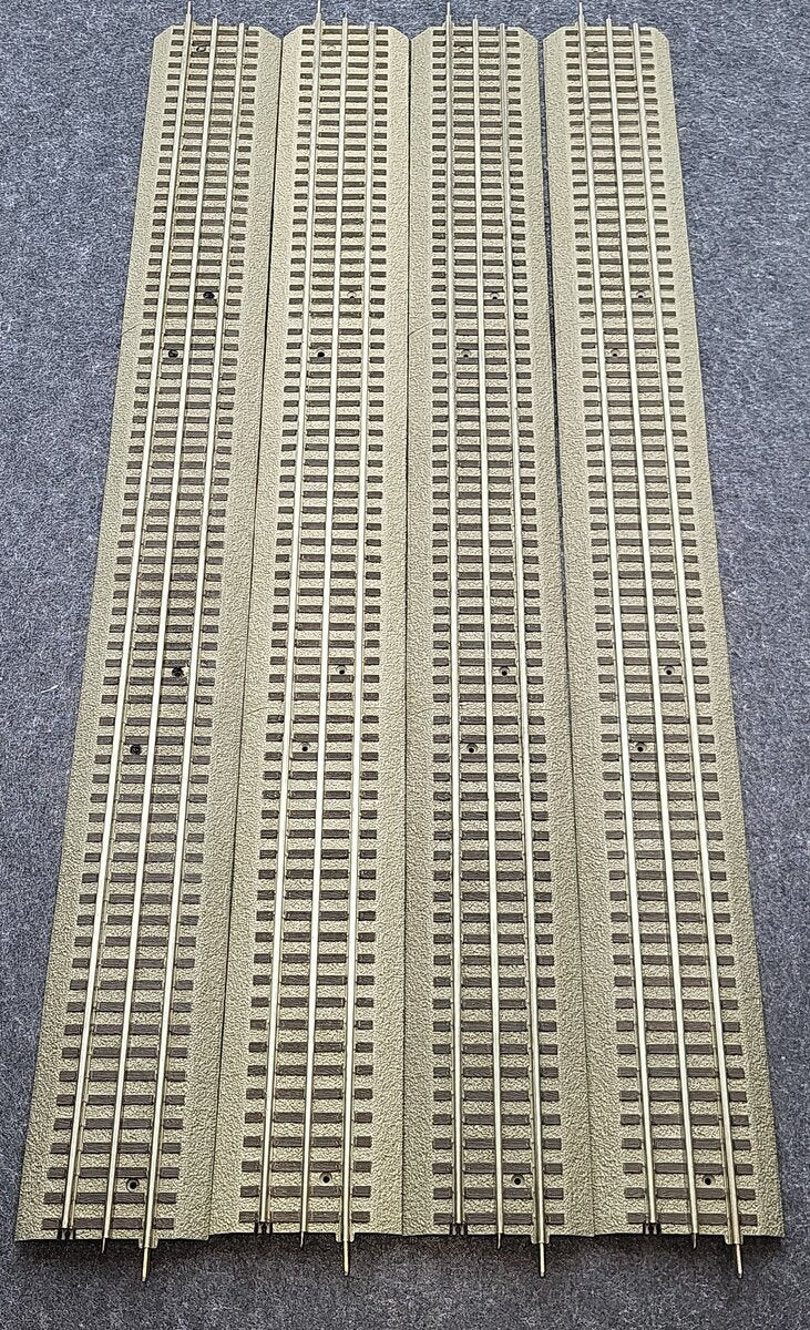 Lionel 6-12042 FasTrack 30" Straight Section (4) EX