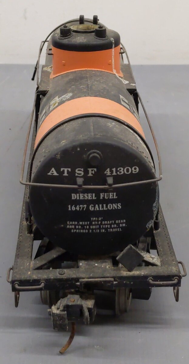Aristo-Craft 41309 Santa Fe Single Dome Tank Car (Metal Wheels)/Box