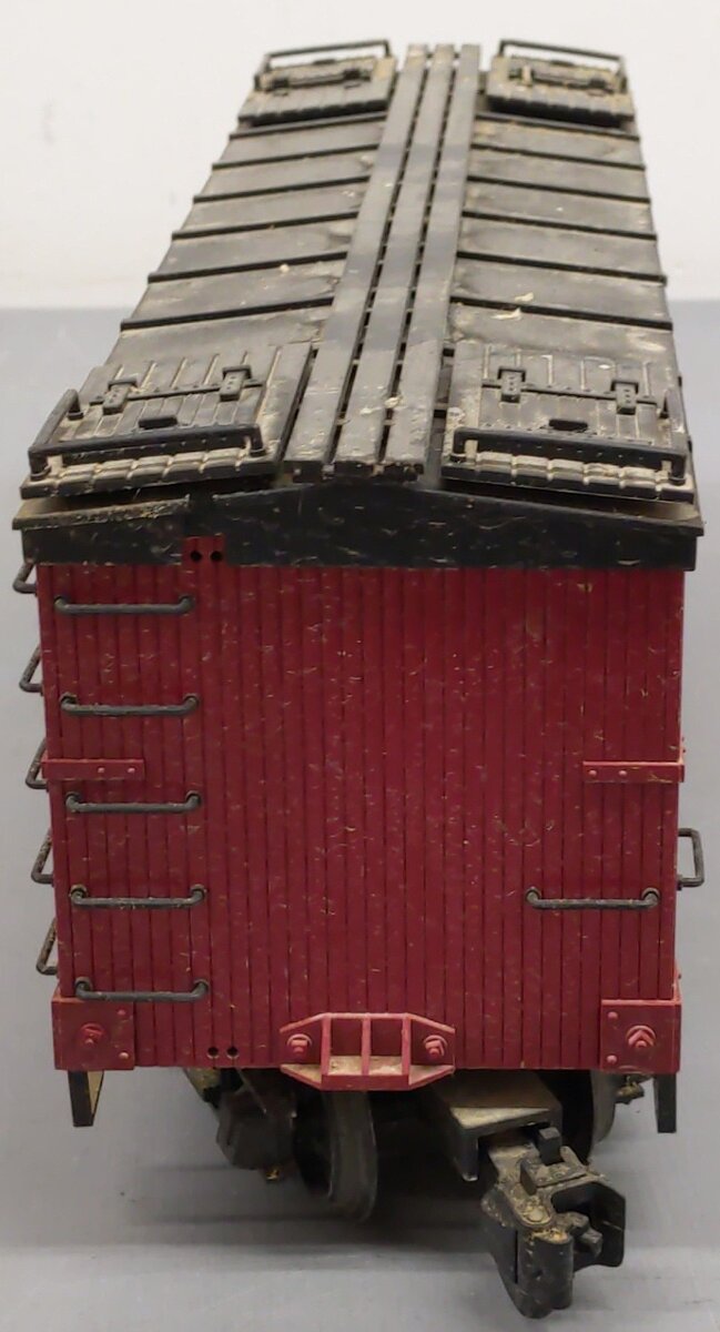 Delton 4258 G Scale Stroh's "America's Fire Brewed Beer" Refrigerator Car/Box