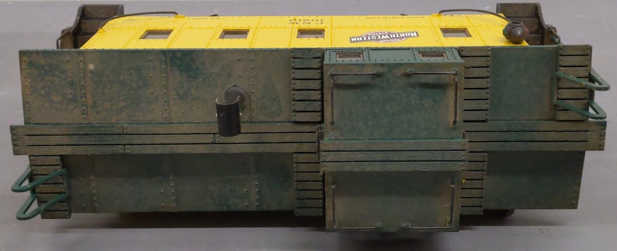 Aristo-Craft 42112 C&NW Caboose/Box