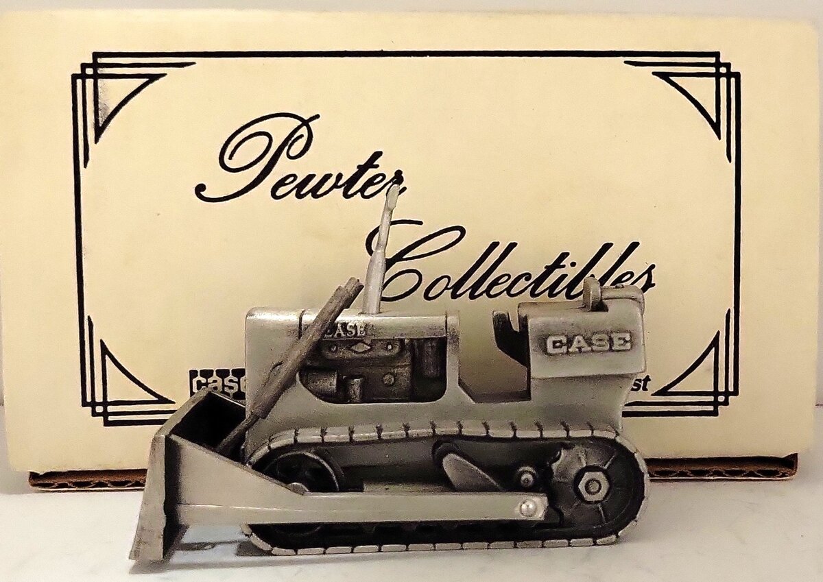 SpecCast 1:43 Pewter Case International Harvester Bulldozer EX/Box