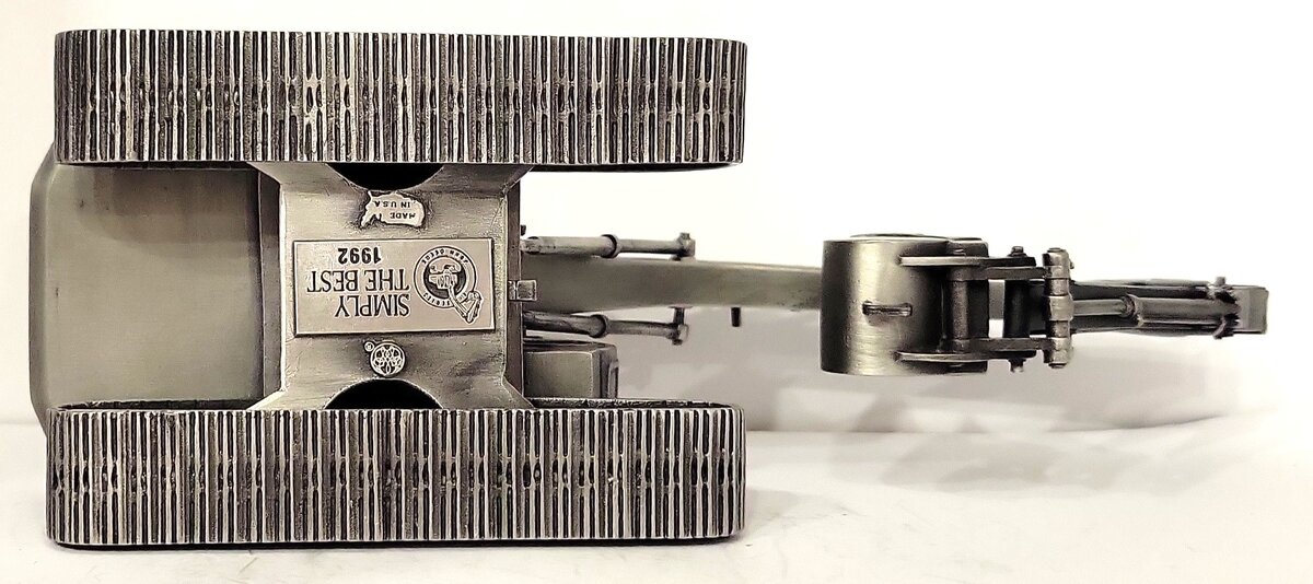 SpecCast 1:50 Pewter John Deere Model 690E-LC Excavator LN