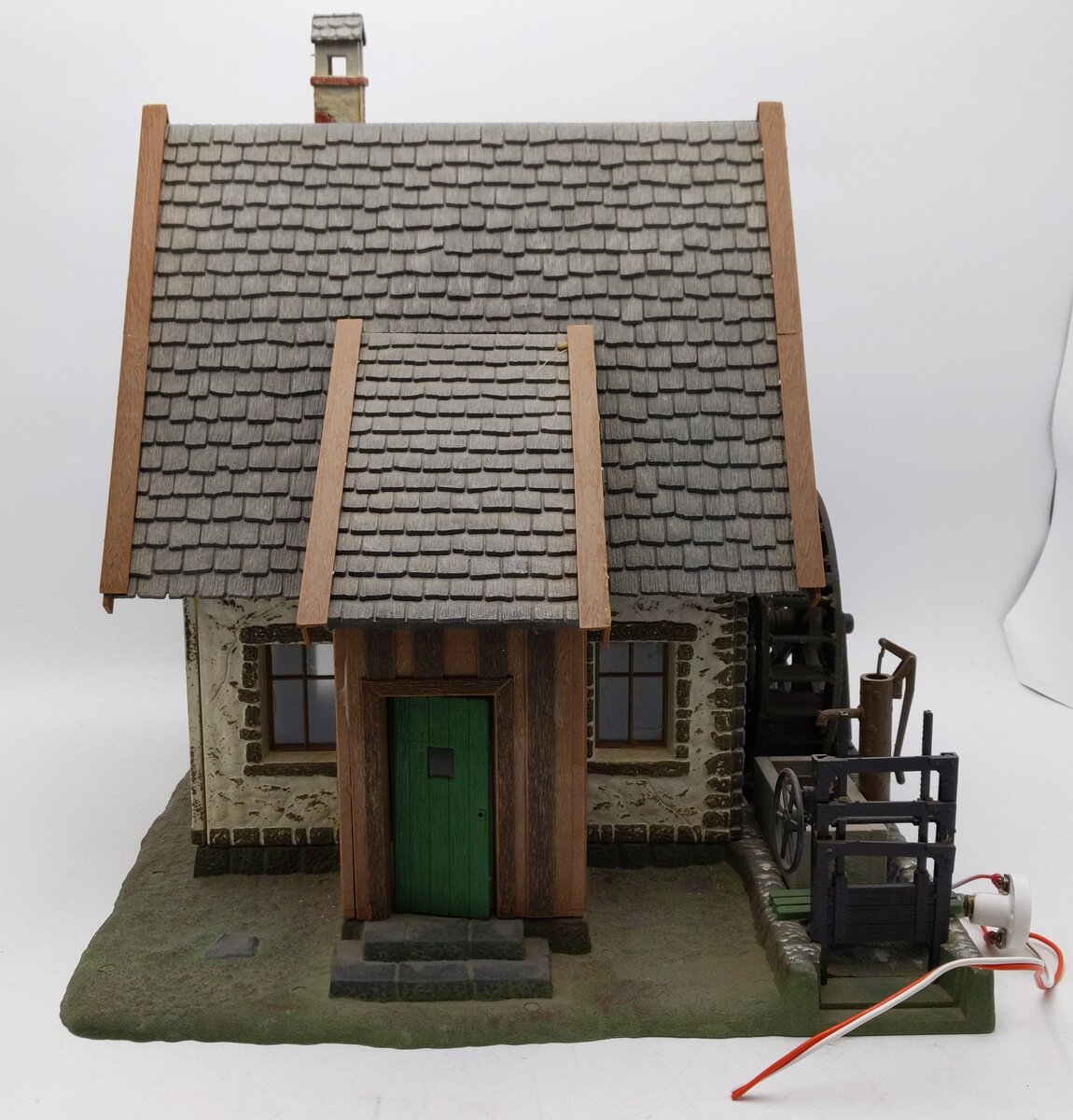 Pola G Scale Building With Water Mill EX