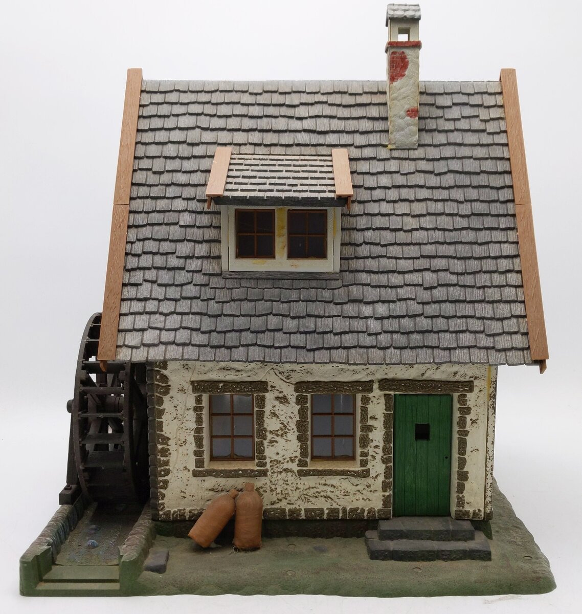 Pola G Scale Building With Water Mill EX