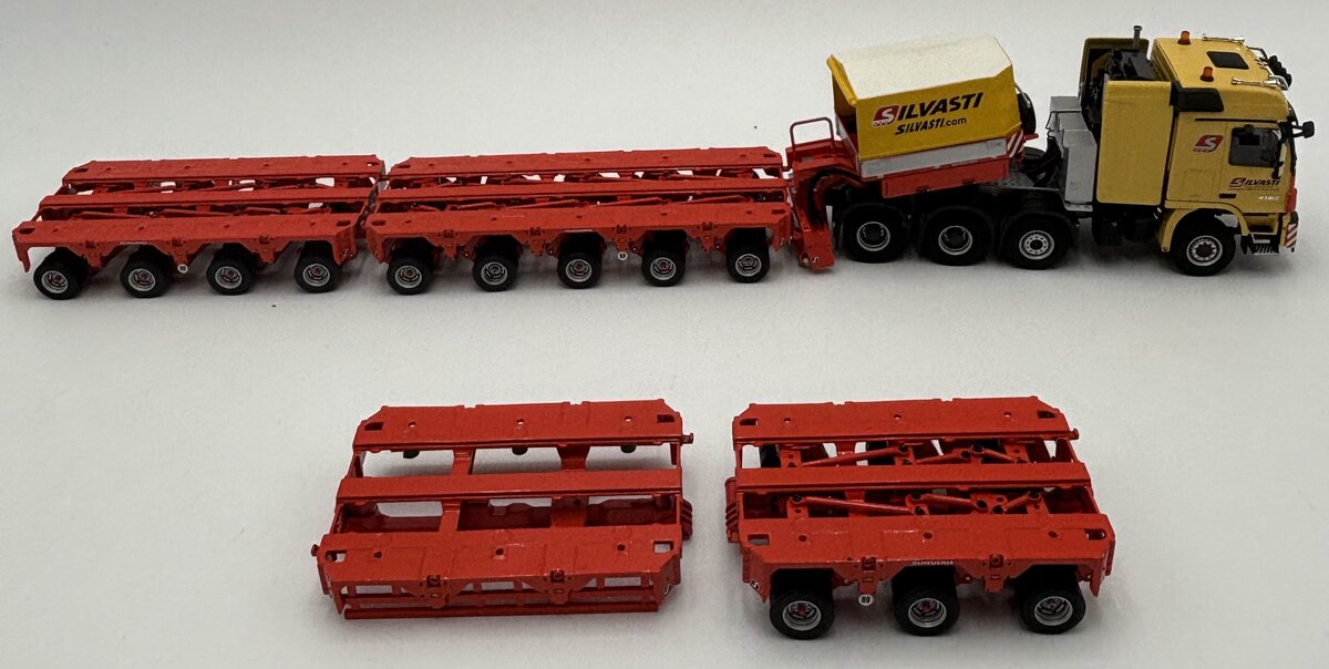 WSI 02-1250 1:50 Silvasti Mercedes MP3 L-Cabine 8x6 w/Scheuerle Intercombi LN/Box