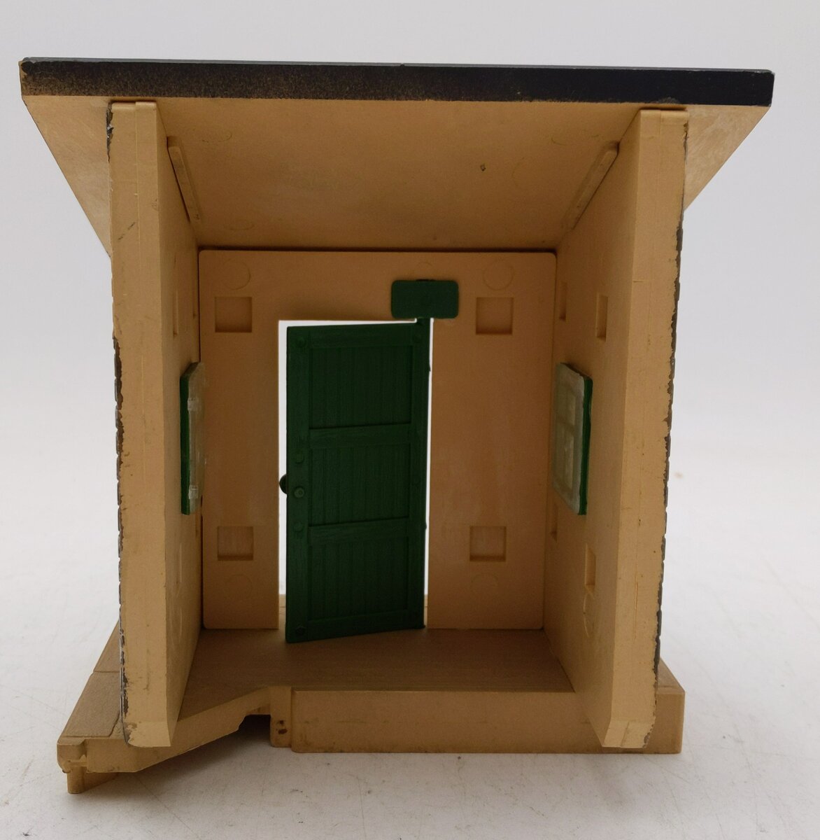 Assorted G Scale Barn & Building [2] EX