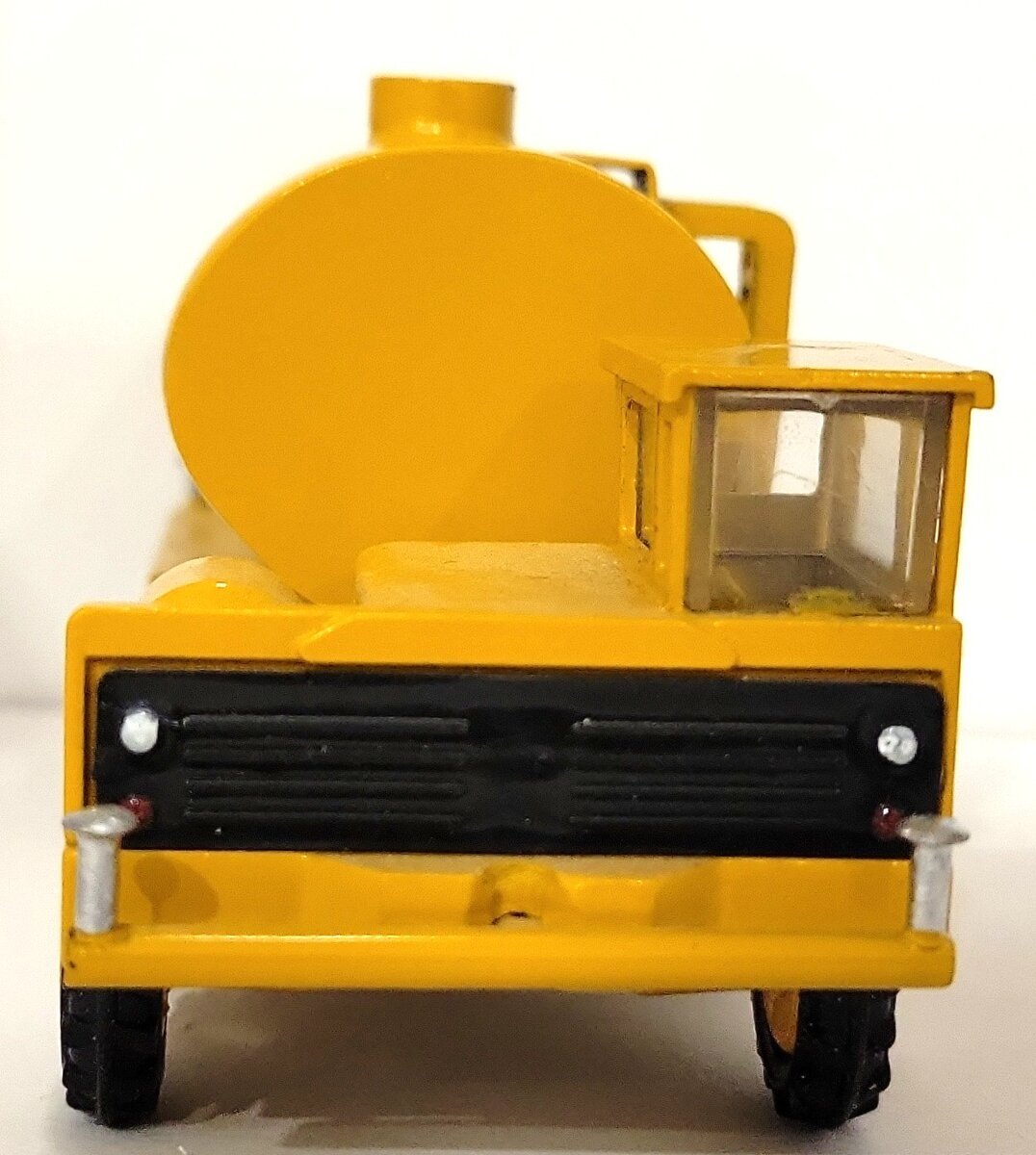 NZG 1:50 Die Cast Water Tanker Truck EX