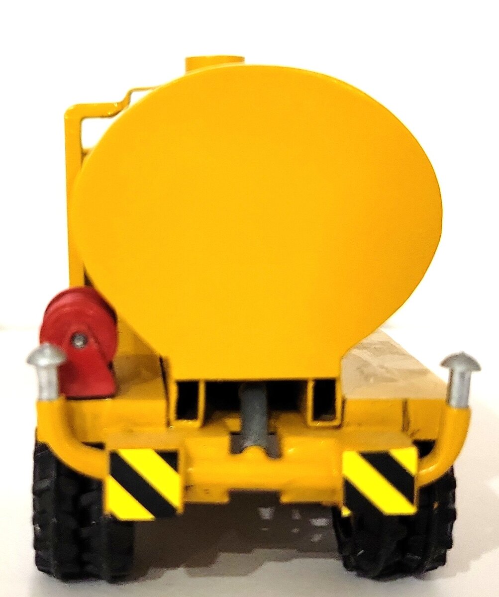 NZG 1:50 Die Cast Water Tanker Truck EX