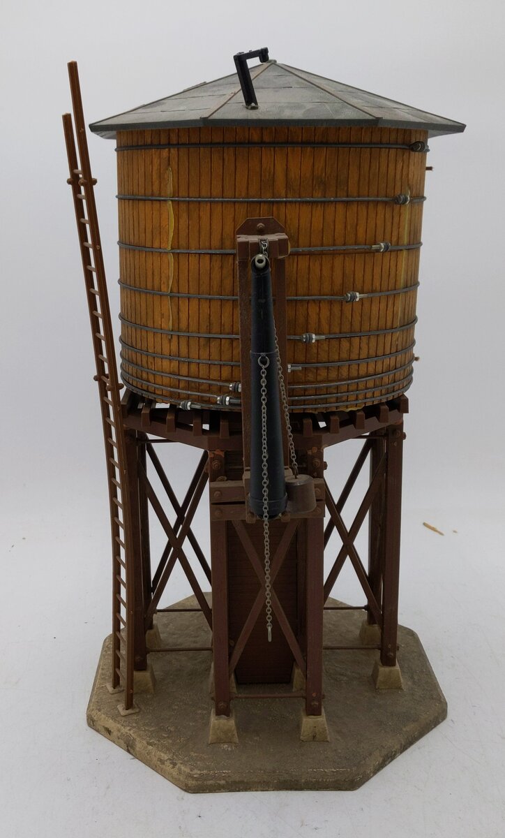 Pola G Scale Water Tower VG