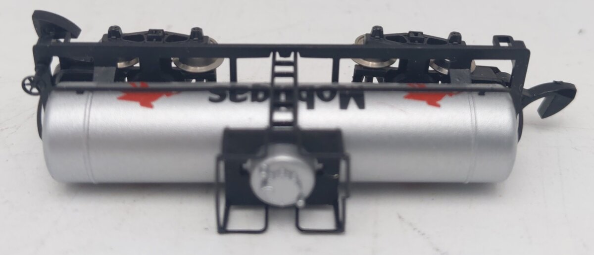 Marklin 8684 Z Scale Mobilgas Company Tank Car EX/Box