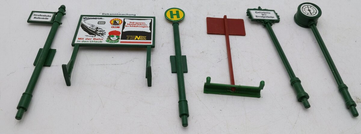 LGB 5033 G Scale Assorted Railroad Signs EX/Box