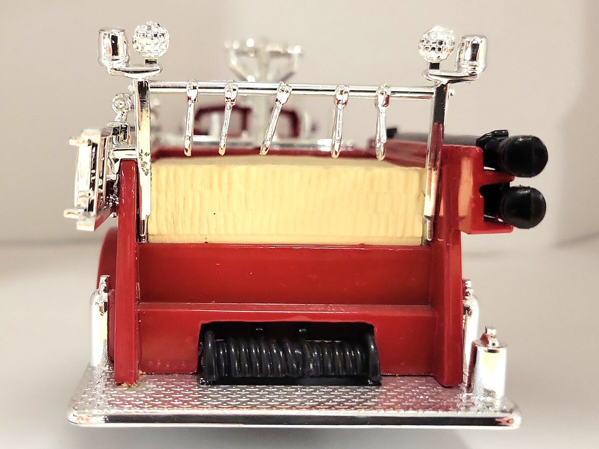 ERTL 0867 CAT Die-Cast Fire Truck Bank LN