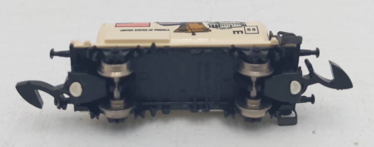 Marklin 82509 Z Scale USA Independence Hall Tank Car EX/Box