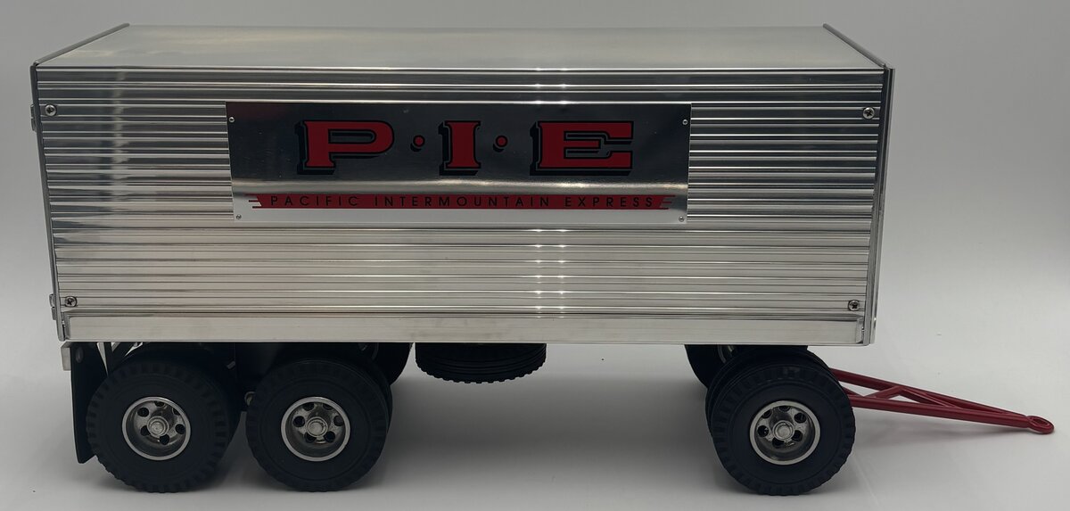 Smith Miller 1:16 MACK P.I.E. Truck & Trailer EX