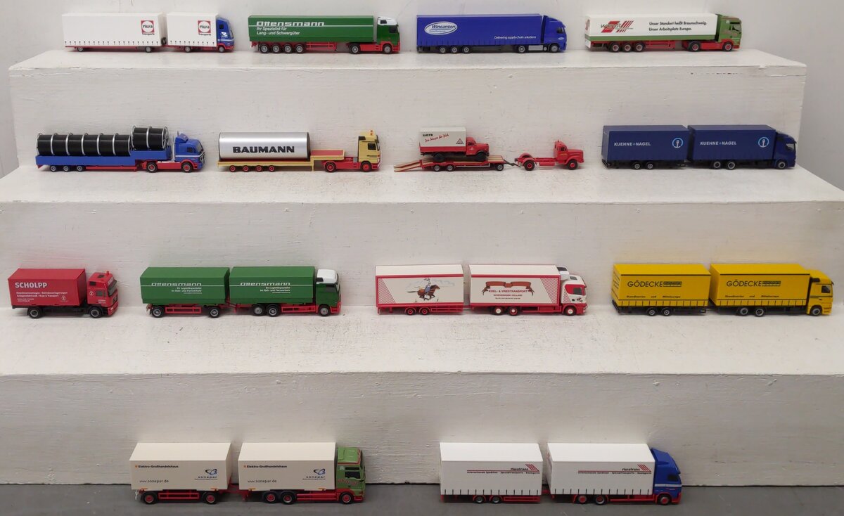Brekina & Other HO Scale Assorted Layout Vehicles [15] EX