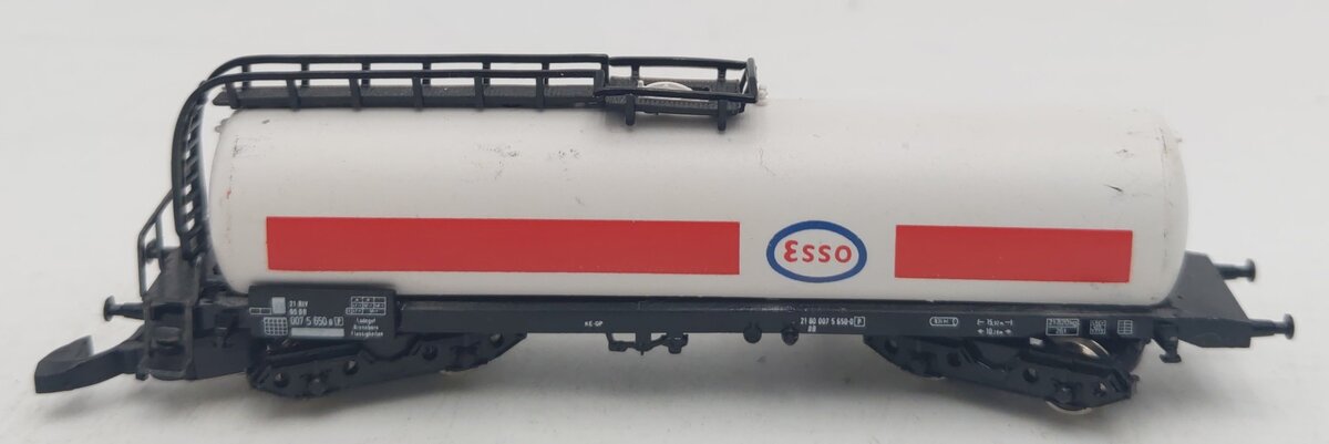 Marklin 8626 Z Scale Esso Oil Tanker Car EX/Box