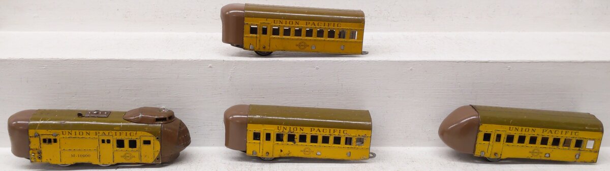 Hafner M10000 Vintage O Gauge Windup Streamliner