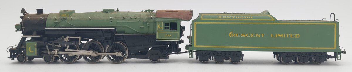 AHM 5087-E HO Scale 4-6-2 Southern Crescent Limited Steam Locomotive and Tender