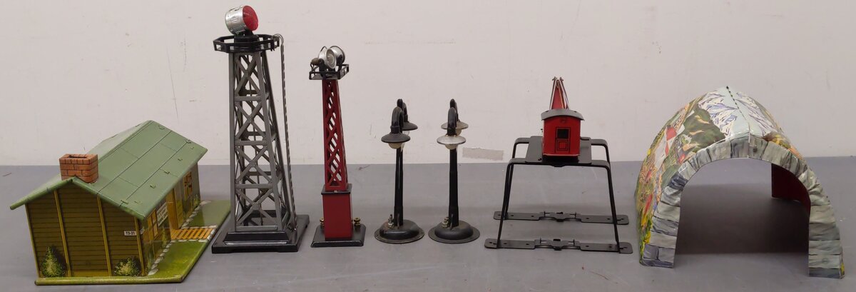 Marx Vintage O Gauge Accessories #392,429,416,0446 [7] VG