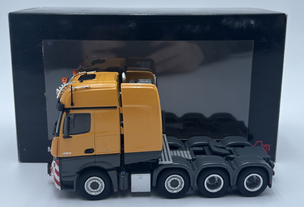 NZG 932/60 1:50 Mercedes-Benz Actros SLT LN/Box