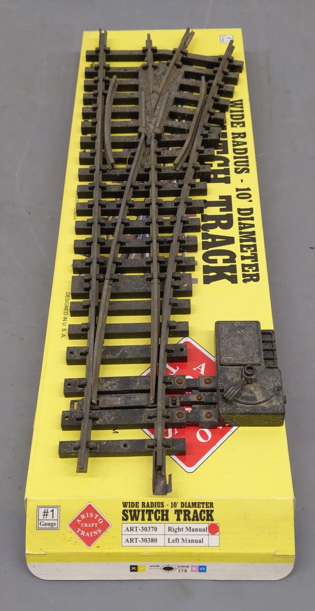 Aristo-Craft 30370 G Brass Wide Radius Right Hand 10' Manual Switch Turnout/Box