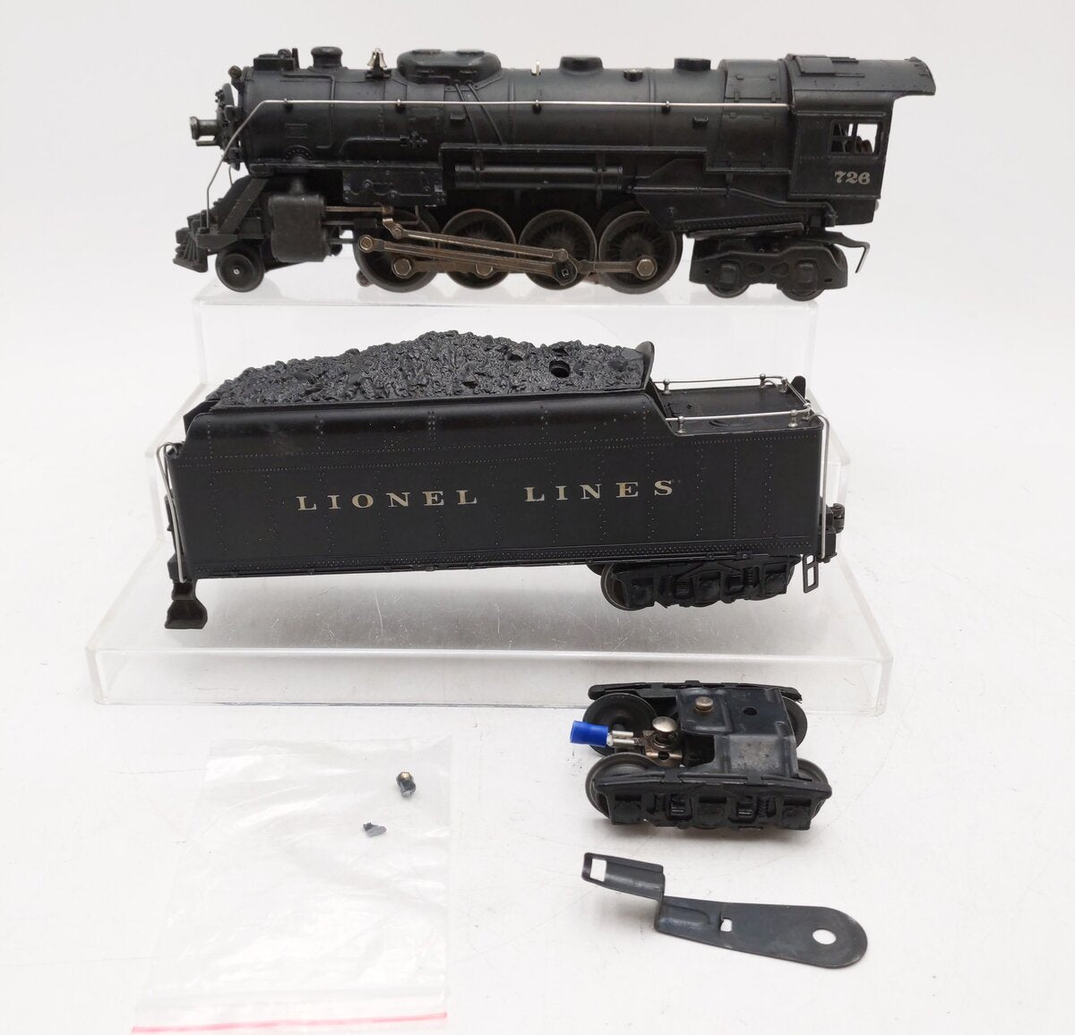 Lionel 726 Vintage O Berkshire 2-8-4 Steam Locomotive & 2426W Tender