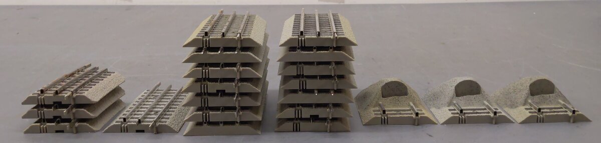 Lionel O Gauge Assorted FasTrack Track Sections-Curved, Straight, & Bumpers [21] VG