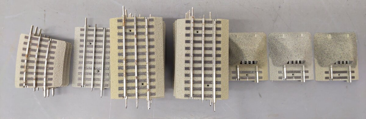 Lionel O Gauge Assorted FasTrack Track Sections-Curved, Straight, & Bumpers [21] VG